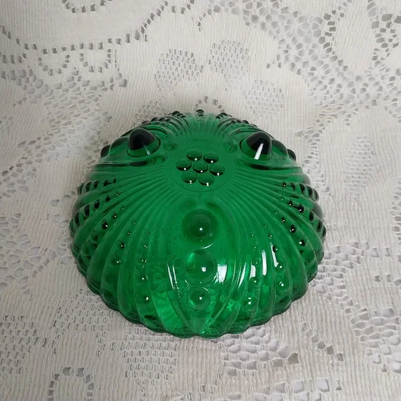 1950s Anchor Hocking Forest Emerald Green Burple Berry Oyster Pearl Nut Bowl - Picture 3 of 5